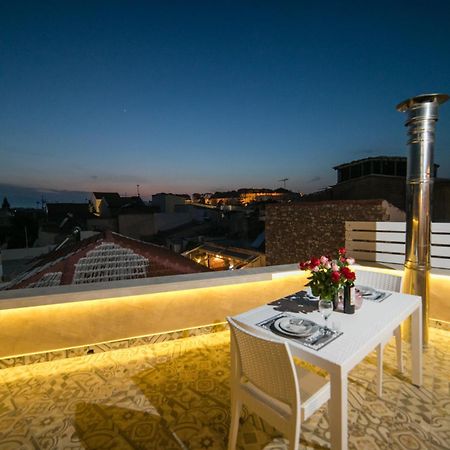העיירה רתימנו Jacuzzi Suite In The Heart Of Oldtown מראה חיצוני תמונה