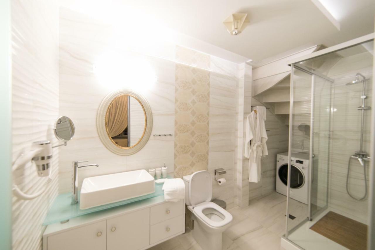 העיירה רתימנו Jacuzzi Suite In The Heart Of Oldtown מראה חיצוני תמונה